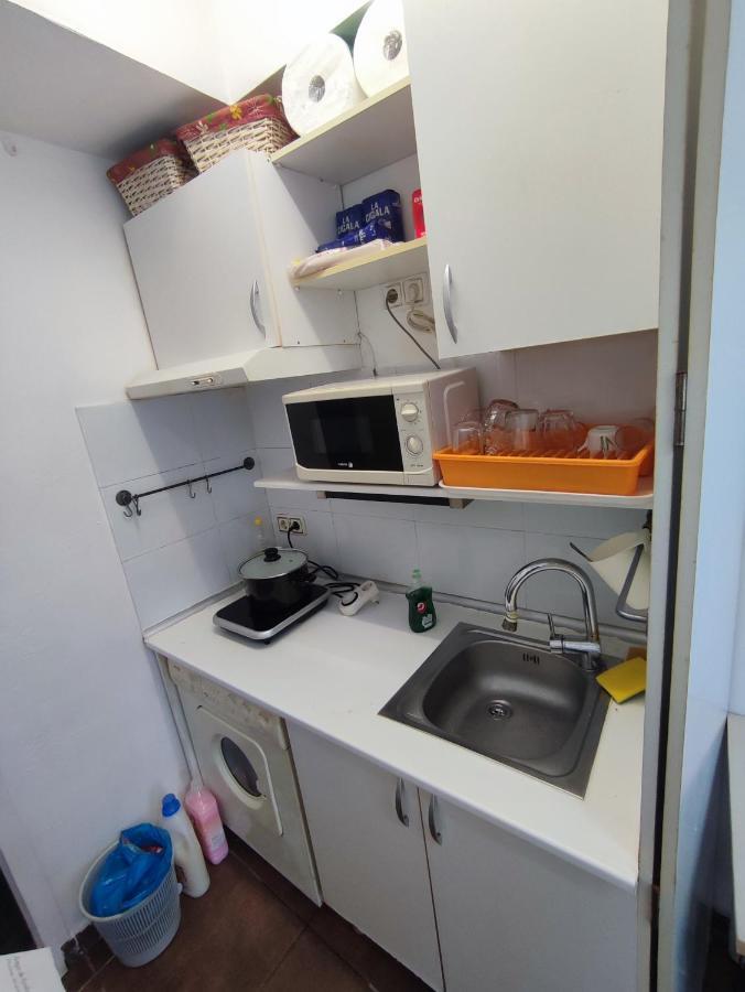 Ferienwohnung Nice Flat Within Walking Range To The Beach Barcelona Exterior foto