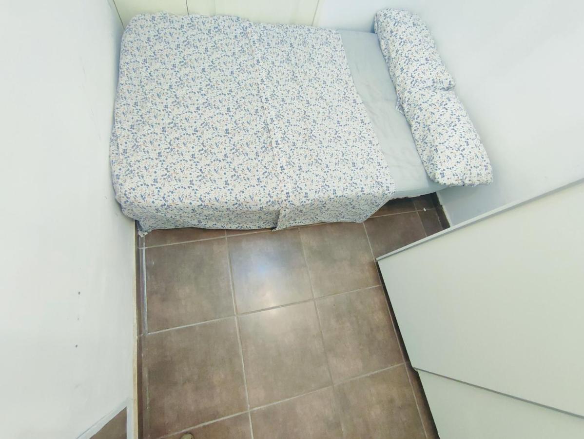 Ferienwohnung Nice Flat Within Walking Range To The Beach Barcelona Exterior foto