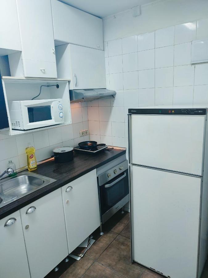 Ferienwohnung Nice Flat Within Walking Range To The Beach Barcelona Exterior foto