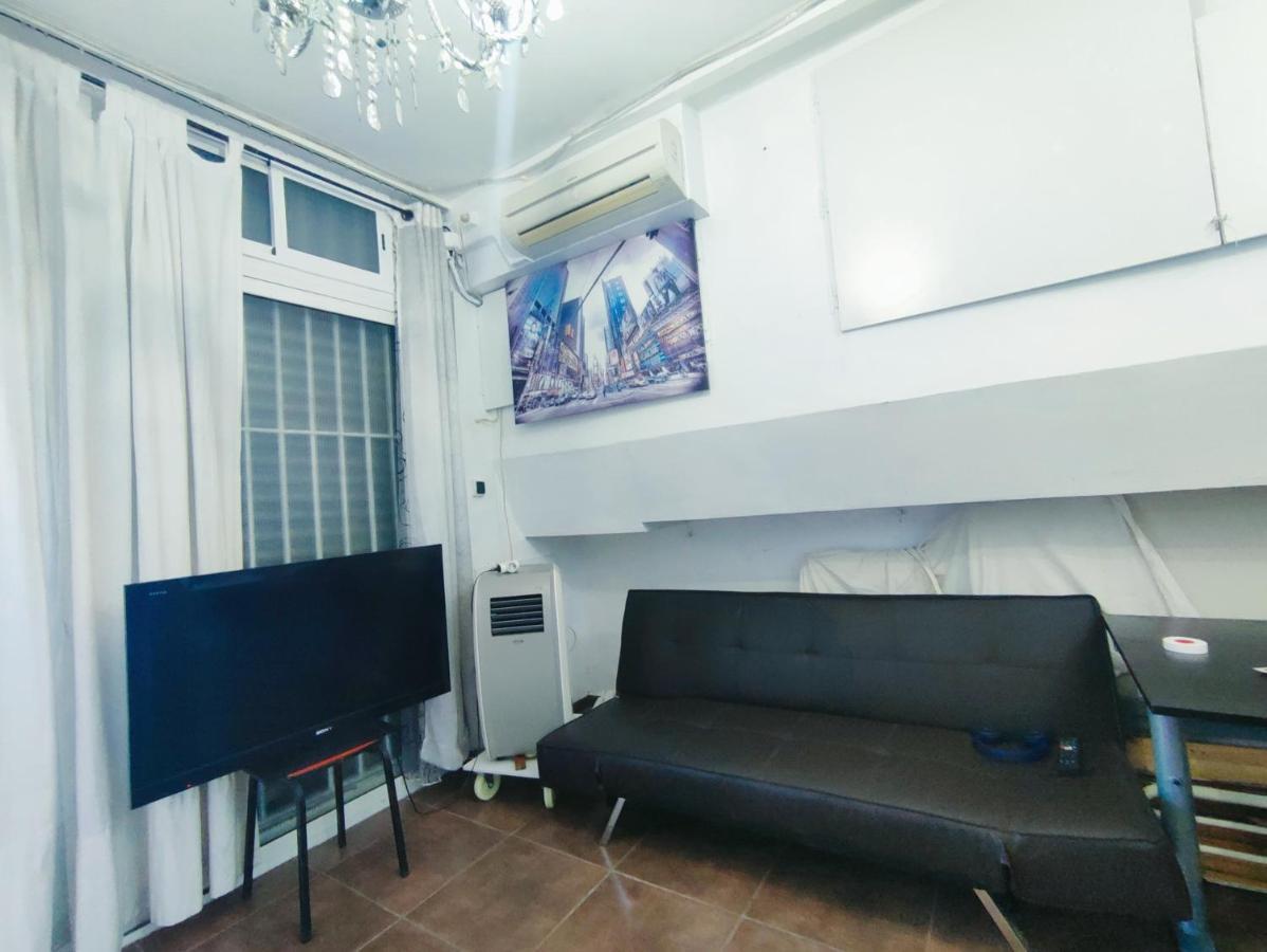 Ferienwohnung Nice Flat Within Walking Range To The Beach Barcelona Exterior foto