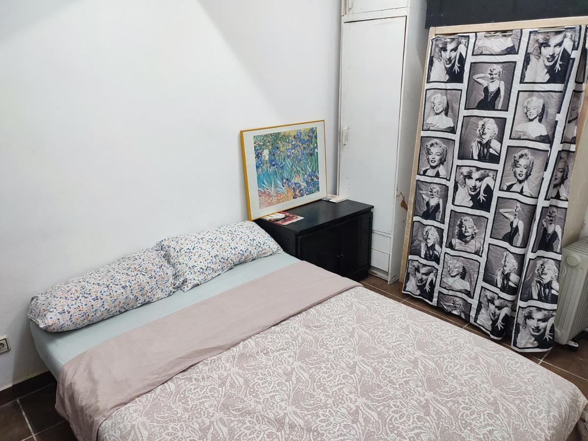 Ferienwohnung Nice Flat Within Walking Range To The Beach Barcelona Exterior foto